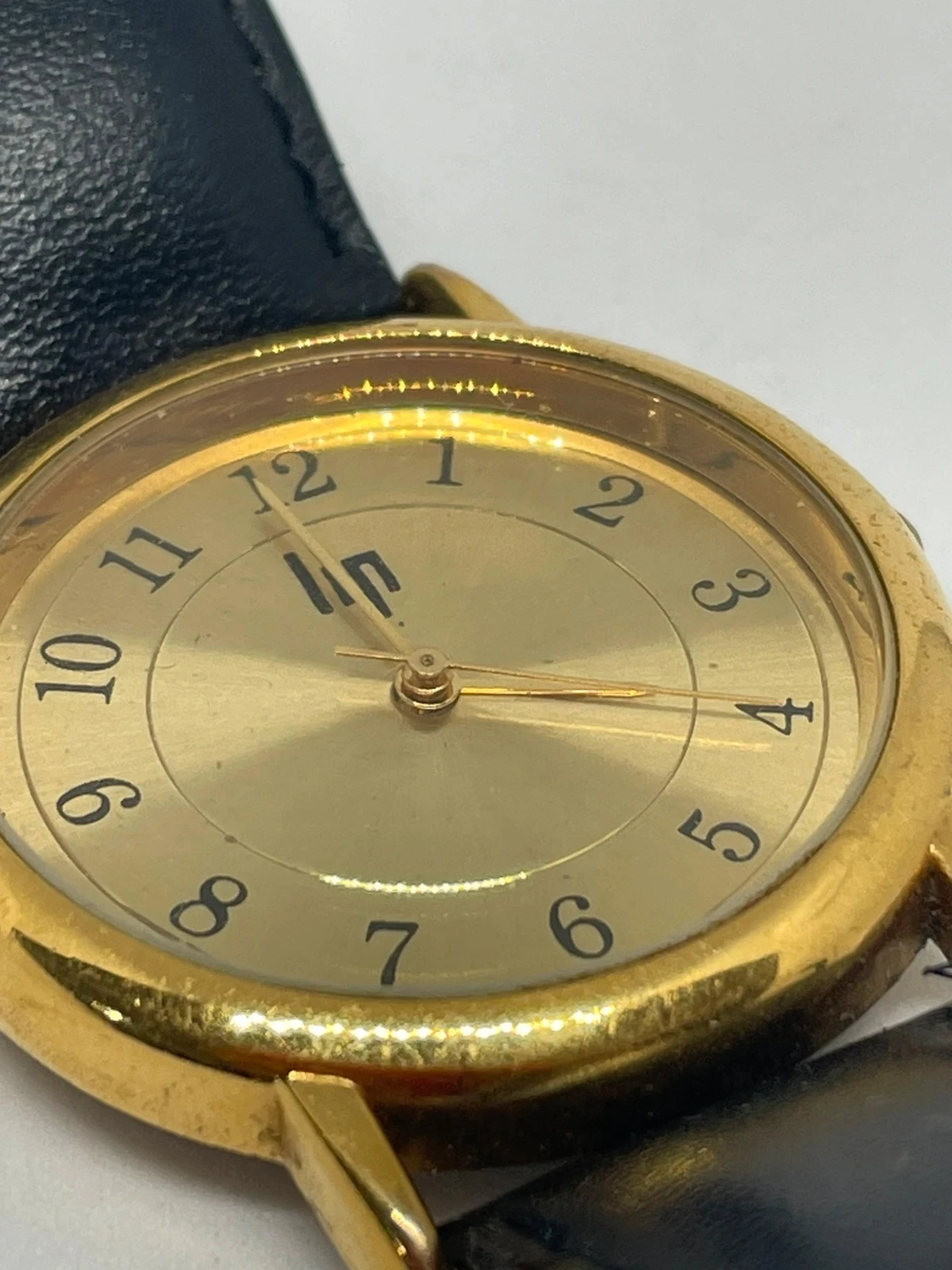 Reloj LIP vintage cuarzo dorado 33,6 mm – números arábigos, clásico francés 80/90 – photo 5